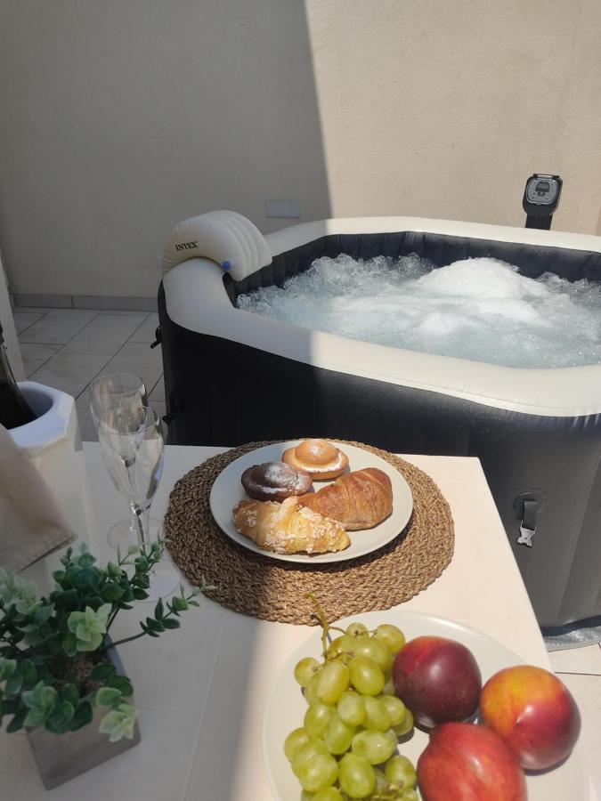 Bed and Breakfast Ledwars Taviano  Exterior foto