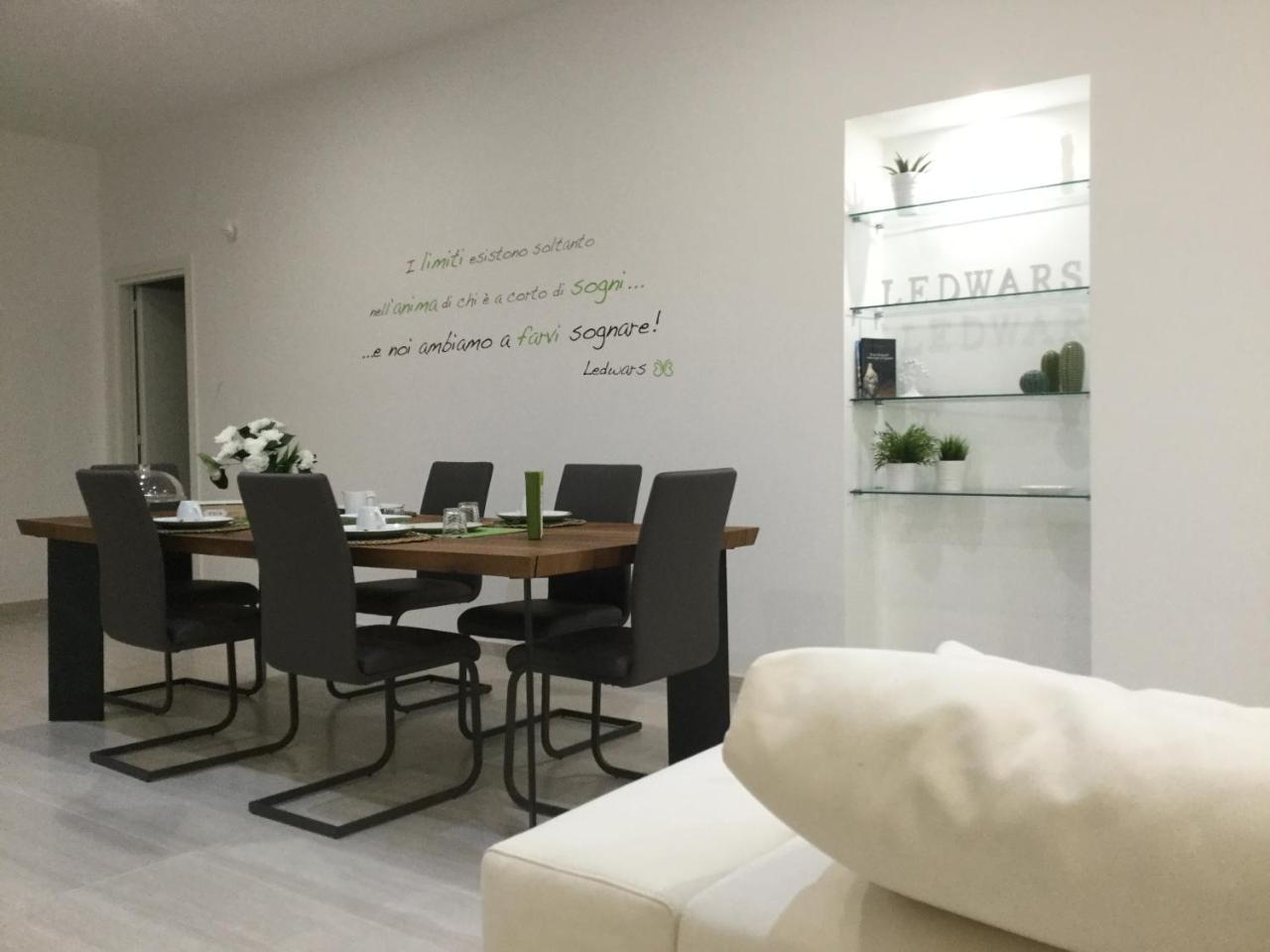 Bed and Breakfast Ledwars Taviano  Exterior foto